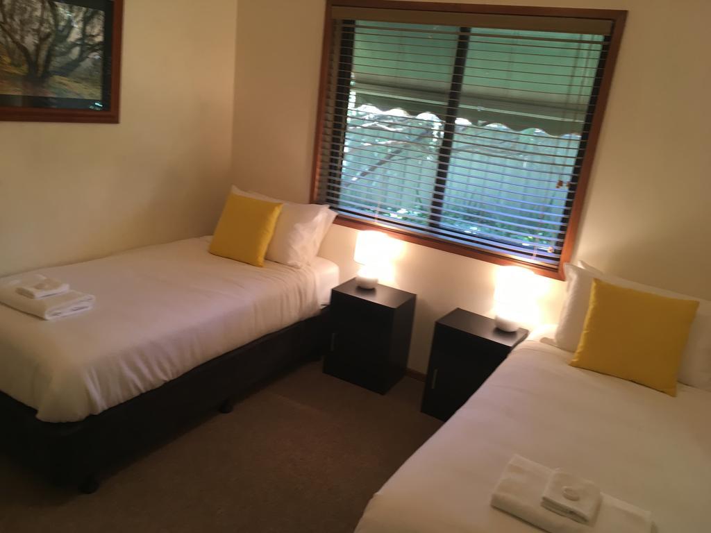 Acorn Lodge Bright Esterno foto