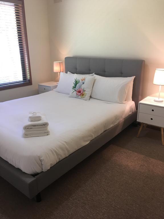 Acorn Lodge Bright Esterno foto