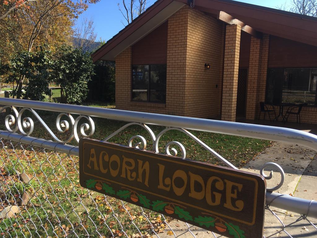 Acorn Lodge Bright Esterno foto